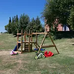 Hébergement de vacances In Tuscany Near Siena's Charm *